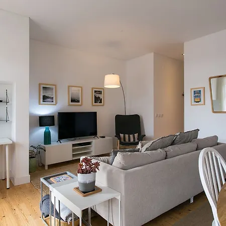 Apartment Altido Elegant Deluxe & Altido Luxurious 3-bedroom Apt With Terrace In Intendente Lisbon