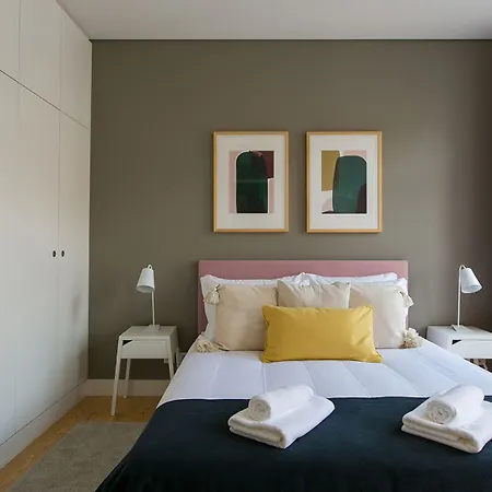Altido Elegant Deluxe & Altido Luxurious 3-bedroom Apt With Terrace In Intendente Apartment *
