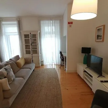 Altido Elegant Deluxe & Altido Luxurious 3-bedroom Apt With Terrace In Intendente * Lisbona