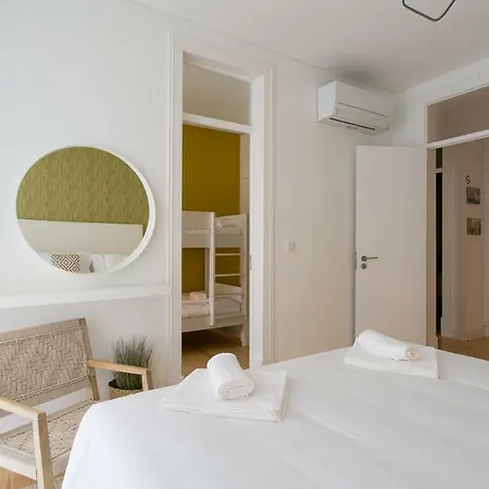 Altido Elegant Deluxe & Altido Luxurious 3-bedroom Apt With Terrace In Intendente Appartamento *