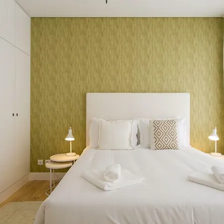 Altido Elegant Deluxe & Altido Luxurious 3-bedroom Apt With Terrace In Intendente Appartamento *