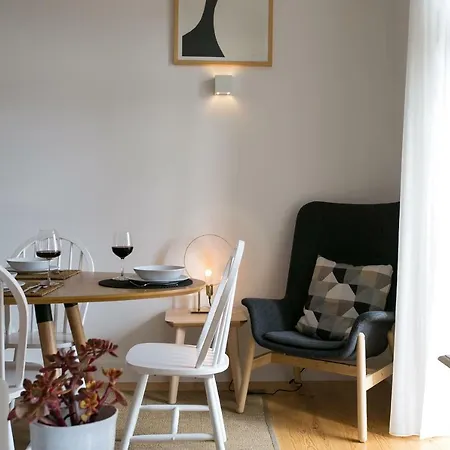 Altido Elegant Deluxe & Altido Luxurious 3-bedroom Apt With Terrace In Intendente *